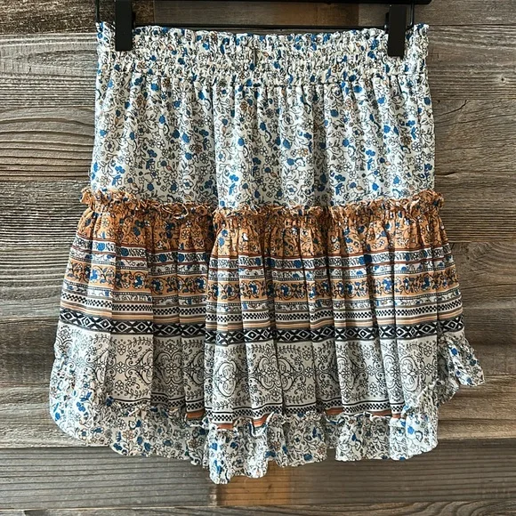 Misa Los Angeles Smocked Waist Tiered Floral Ruffle Mini Skirt Size Small - Picture 4 of 7